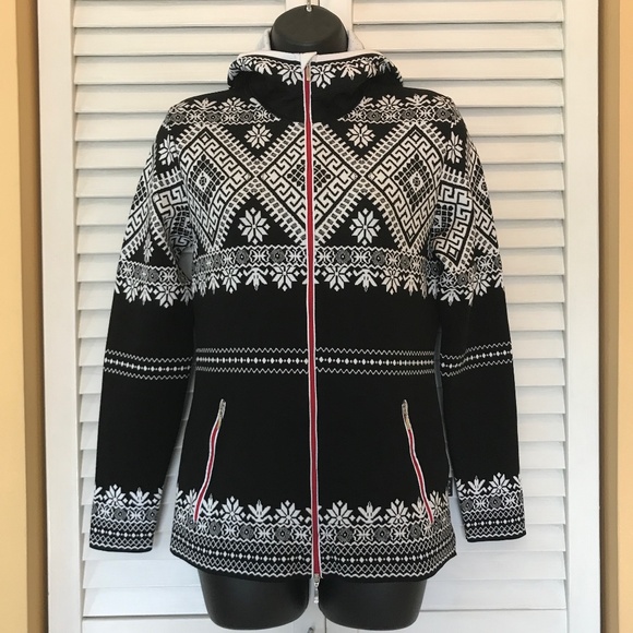 Newland Sweaters - Zip Cardigan Hoodie- Italian skiwear! EUC
